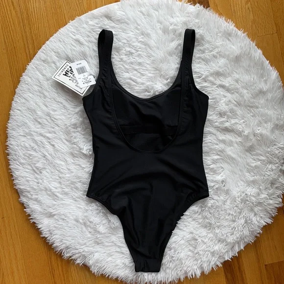 GOALS black and white one piece bathing suit new with tags - Picture 9 of 11